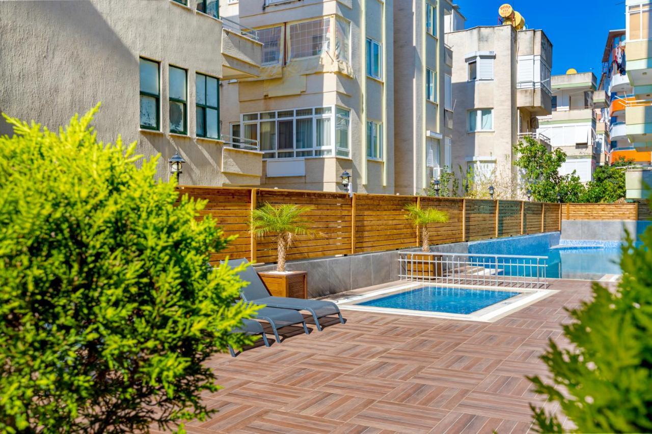 Royalisa City Apart Hotel Alanya Buitenkant foto